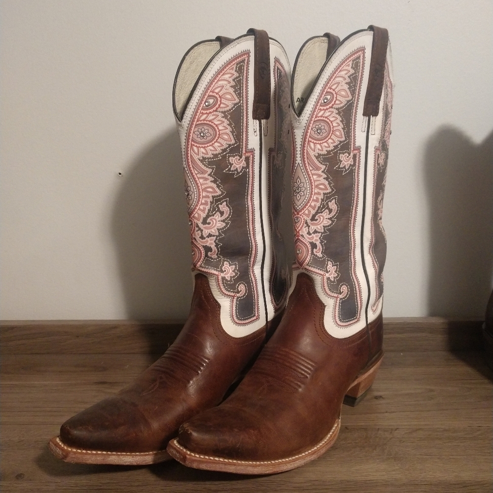 Ariat Alameda 9.5 Western Cowboy Boot
